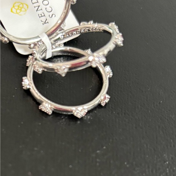 Kendra Scott Haven Crystal Heart 3 Ring Set - Picture 8 of 8